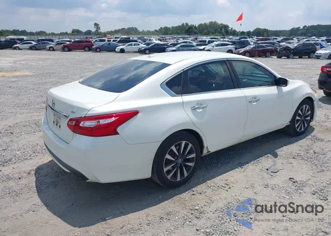 2017 Nissan Altima 2.5 Sv из США, поврежденный, VIN 1N4AL3AP8HC155159